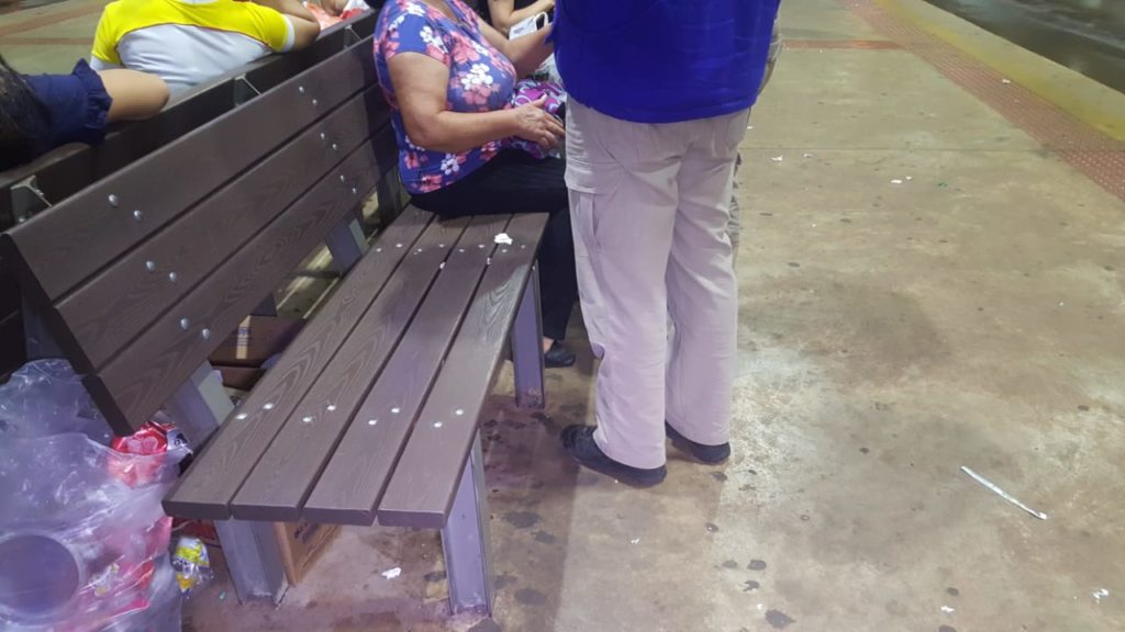 Idosa se fere ao cair em ônibus do transporte coletivo
