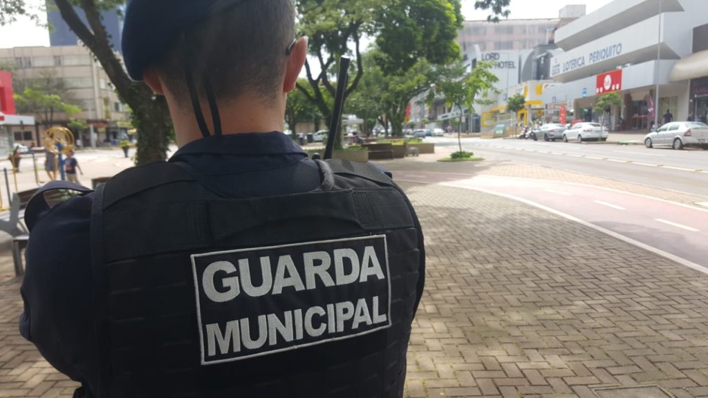 Denúncia de atos obscenos mobiliza GM no centro