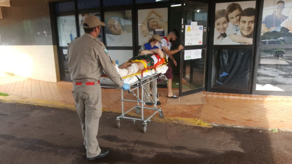 Ferido é encaminhado para a UPA Tancredo Neves