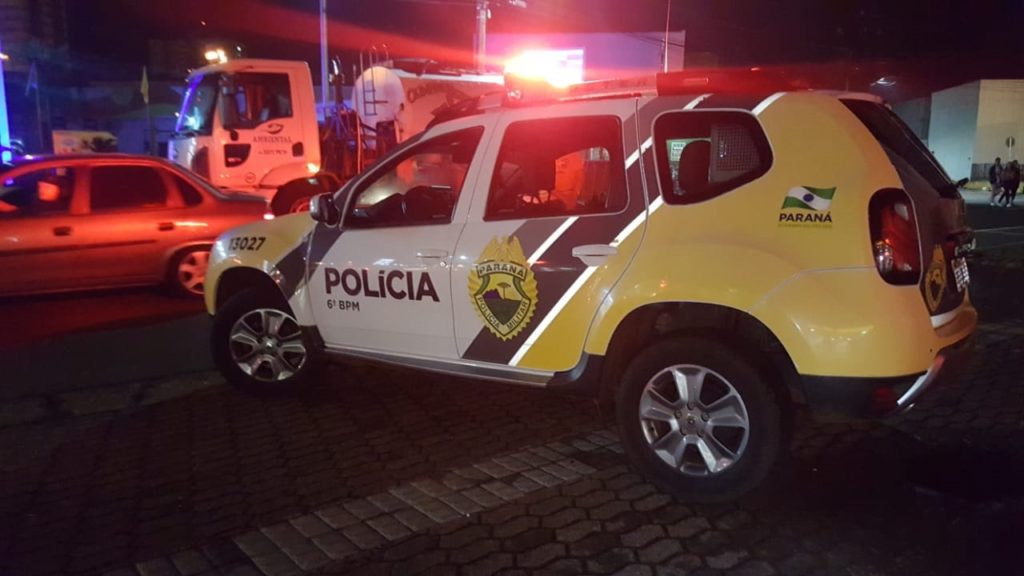 Polícia Militar realiza fiscalização de trânsito na Rua Paraná
