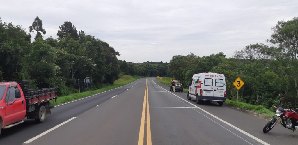 PRF registra saída de pista de motocicleta na BR-277, em Palmeira