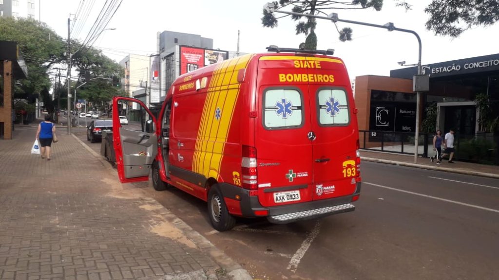 Homem é agredido por três pessoas no Centro de Cascavel