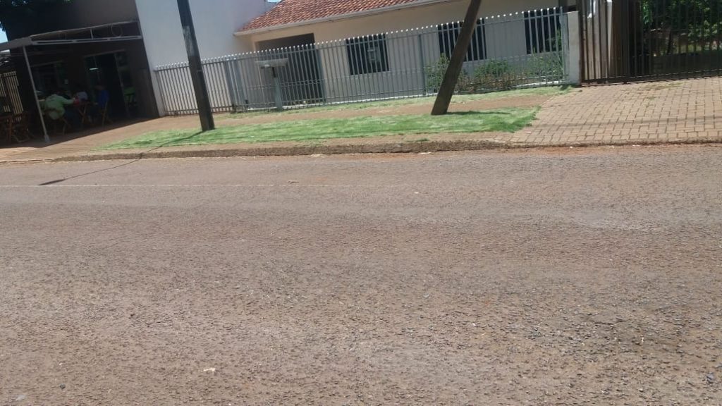 Internauta pede por mais sinalização em ponto de ônibus, no Alto Alegre