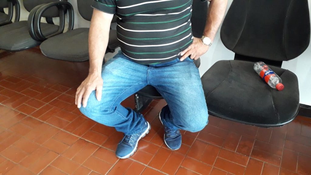 Homem vai ao IML liberar corpo do filho assassinado