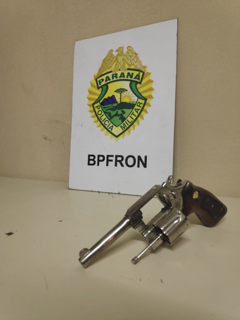 BPFRON apreende arma de fogo após abordagem em Foz do Iguaçu