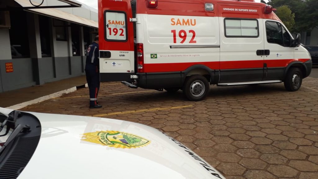 UPS Santa Cruz age rápido e detém acusado de roubo em mercado; Samu atendeu ao detido na delegacia