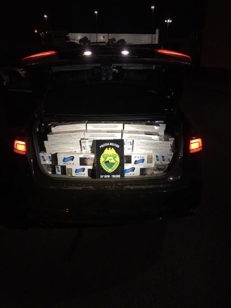 Após intenso acompanhamento tático, PM apreende carro com cigarros