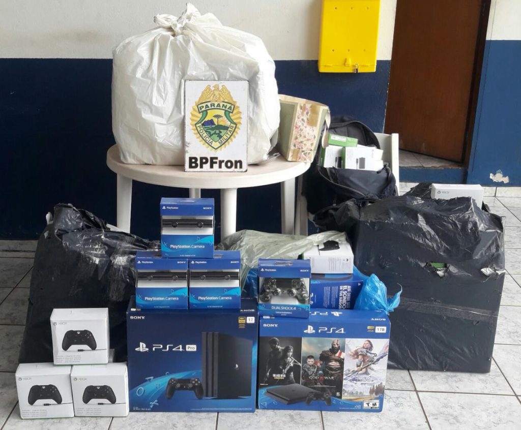BPFron apreende produtos de contrabando durante abordagem a ônibus em Cascavel