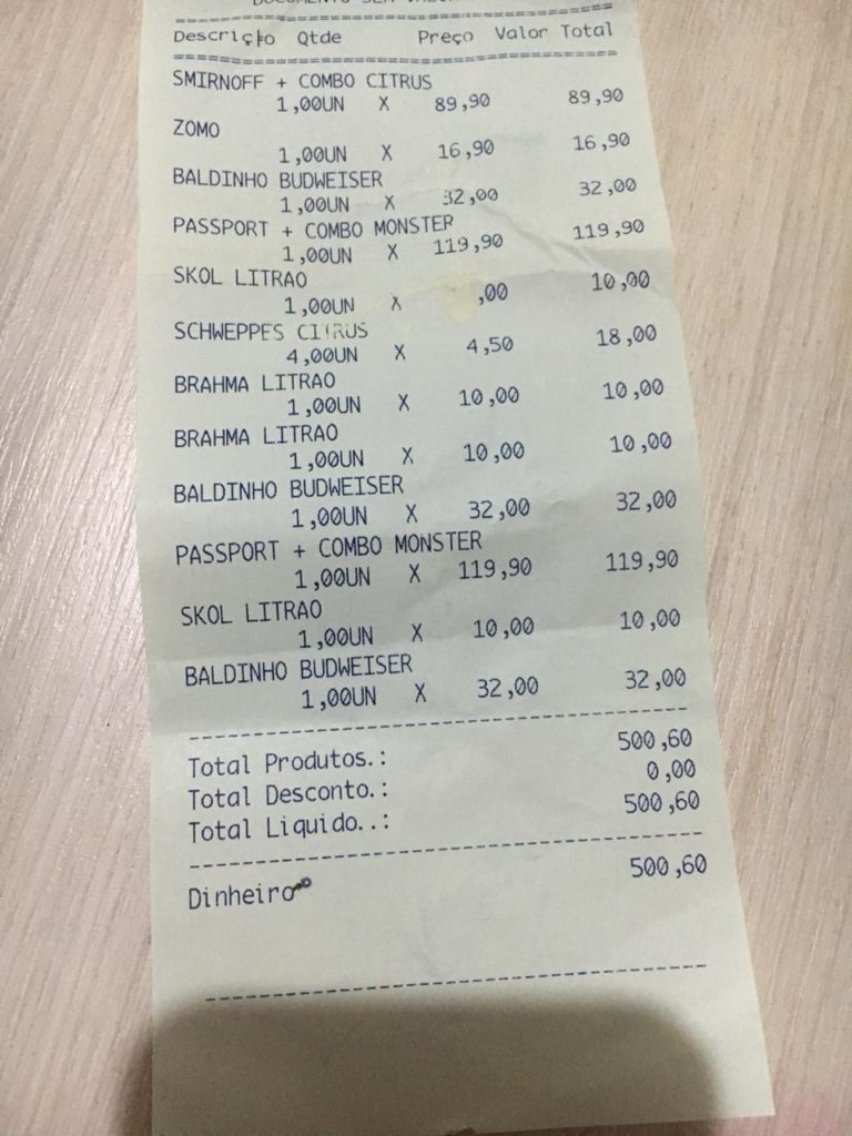 Tabacaria em que jovens teriam sido supostamente agredidos rebate acusações e dá versão dos fatos