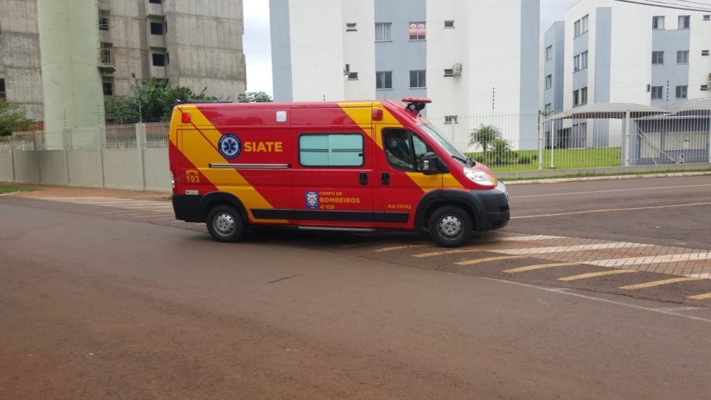Idosa cai de escada em residencial, no Bairro Cancelli