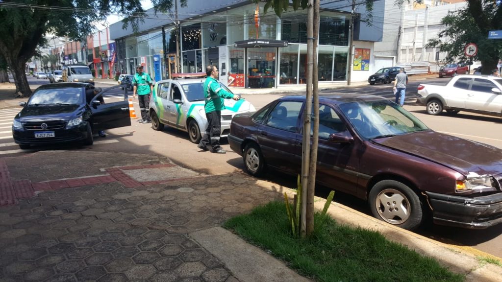 Acidente é registrado na Rua Erechim, no Centro