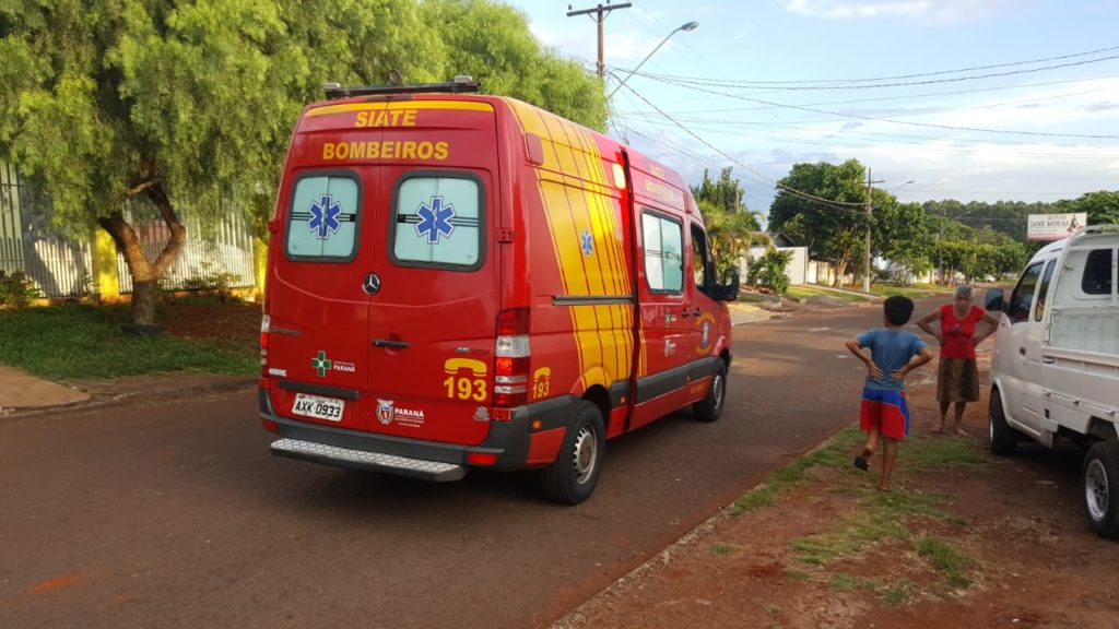 Menino de 10 anos fica ferido ao sofrer queda bicicleta no Bairro Santa Felicidade