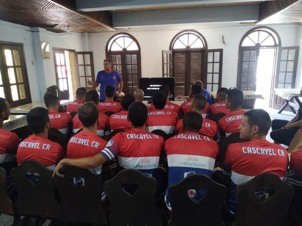 Cascavel CR enfrenta o Rio Branco nesta tarde; jogo marca estreia do técnico Ageu Gonçalves