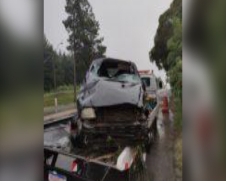Homem morre após forte colisão de carro contra traseira de caminhão na PRc-280, em Palmas Imagem referente a Homem morre após forte colisão de carro contra traseira de caminhão na PRc-280, em Palmas