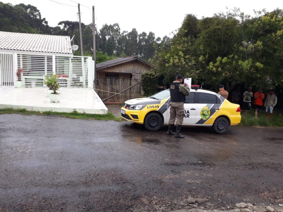 Marceneiro é morto a tiros na RMC e motivação do crime é um mistério até para familiares