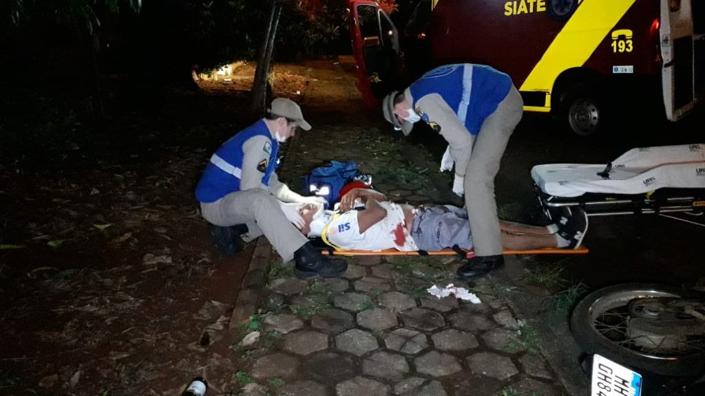 Homem se fere ao cair de moto no Parque São Paulo
