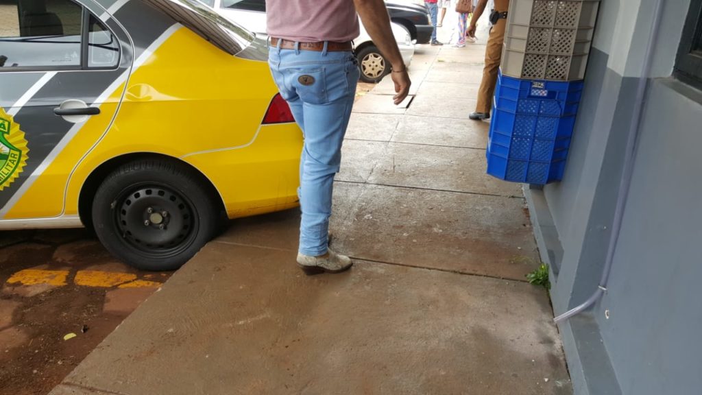 Homem é preso por uso de documentos falsos