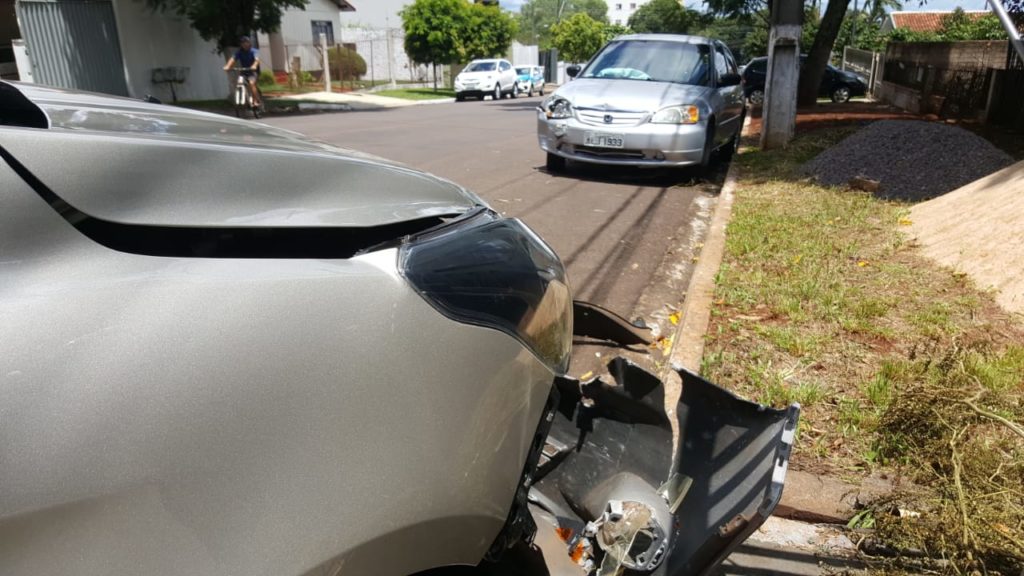 Motorista passa mal e se envolve em colisão de trânsito no São Cristóvão
