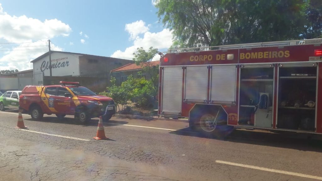 Bombeiros combatem princípio de incêndio em imóvel na Região do Lago