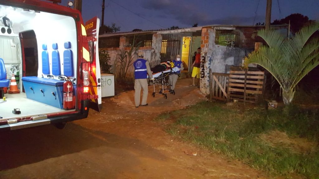 Mulher cai de dois metros em residência no São Cristóvão