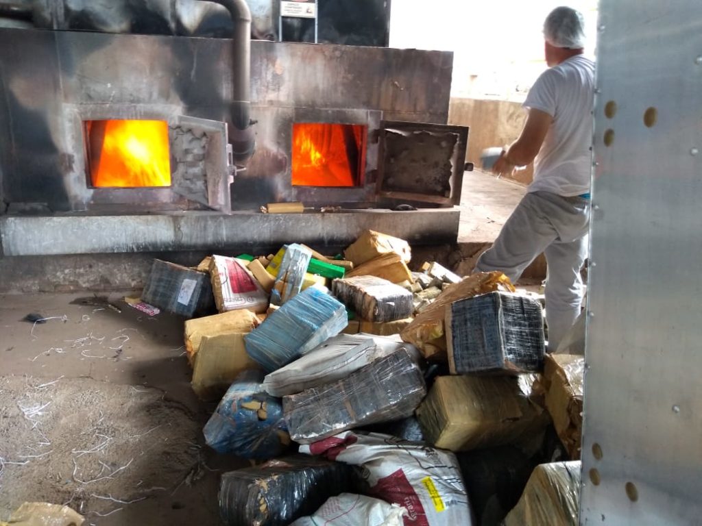 Polícia Federal incinera quase 7 toneladas de drogas