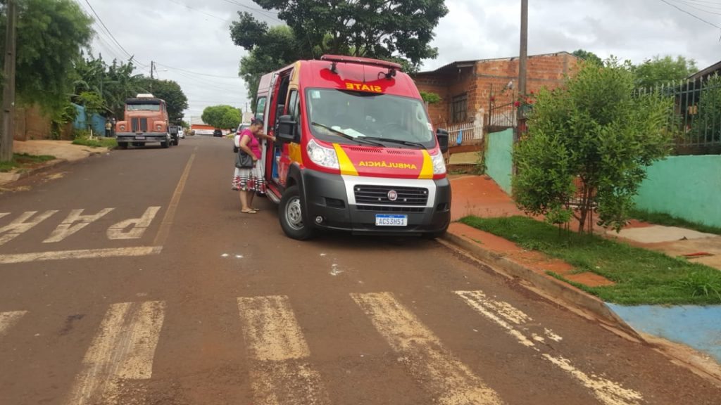 Idosa ferida é socorrida pelos Bombeiros no Brasmadeira