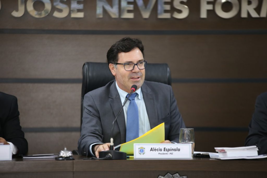 Câmara vive momento sem escândalo e longe da corrupção, comemora Alécio
