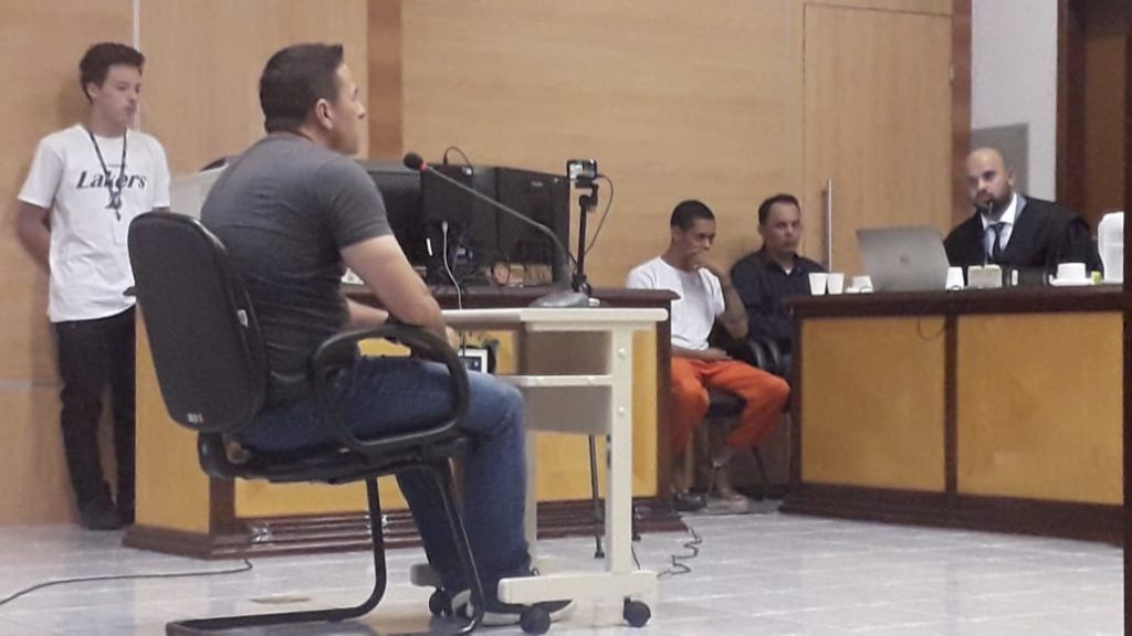 Dois são julgados por tentativa de morte a facadas no Interlagos