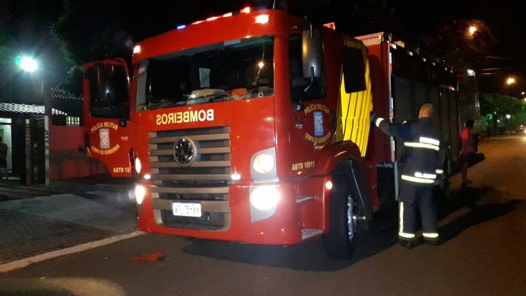 Explosão em quitinete mobiliza Bombeiros a Avenida Toledo, no Claudete