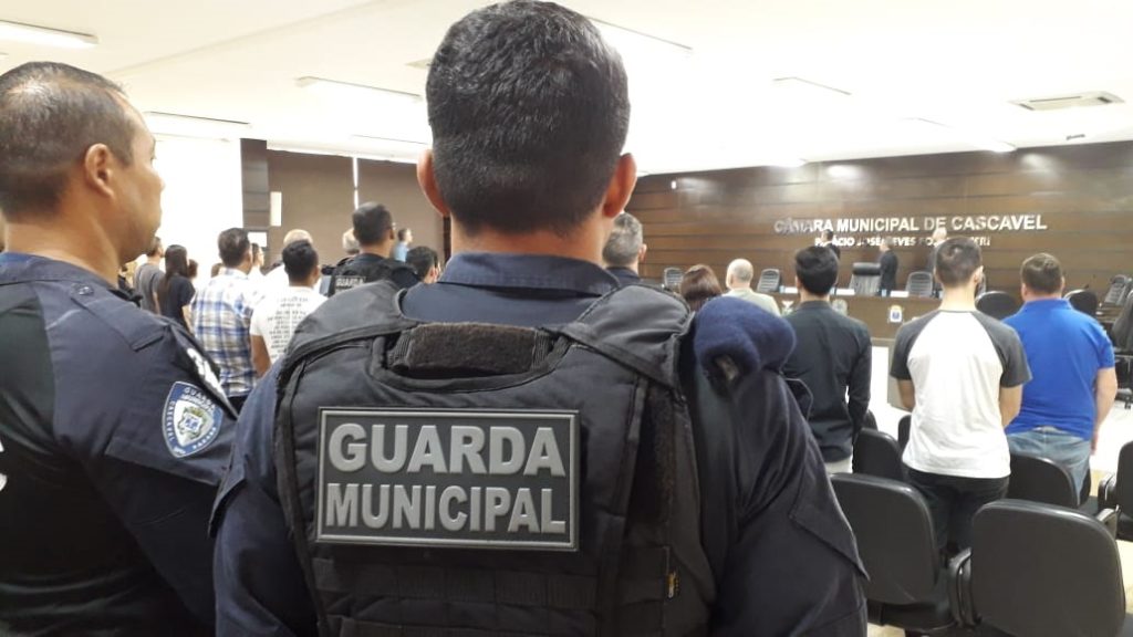 Guarda Municipal recebe homenagem na Câmara dos Vereadores