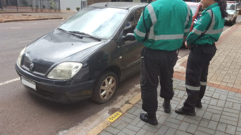 Cettrans apreende Renault Scenic com mais de R$ 146 mil em débitos