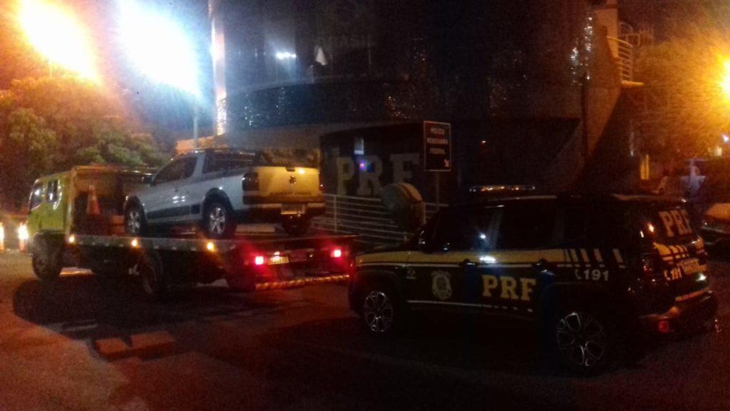 PRF recupera veículo na Ponte Internacional da Amizade