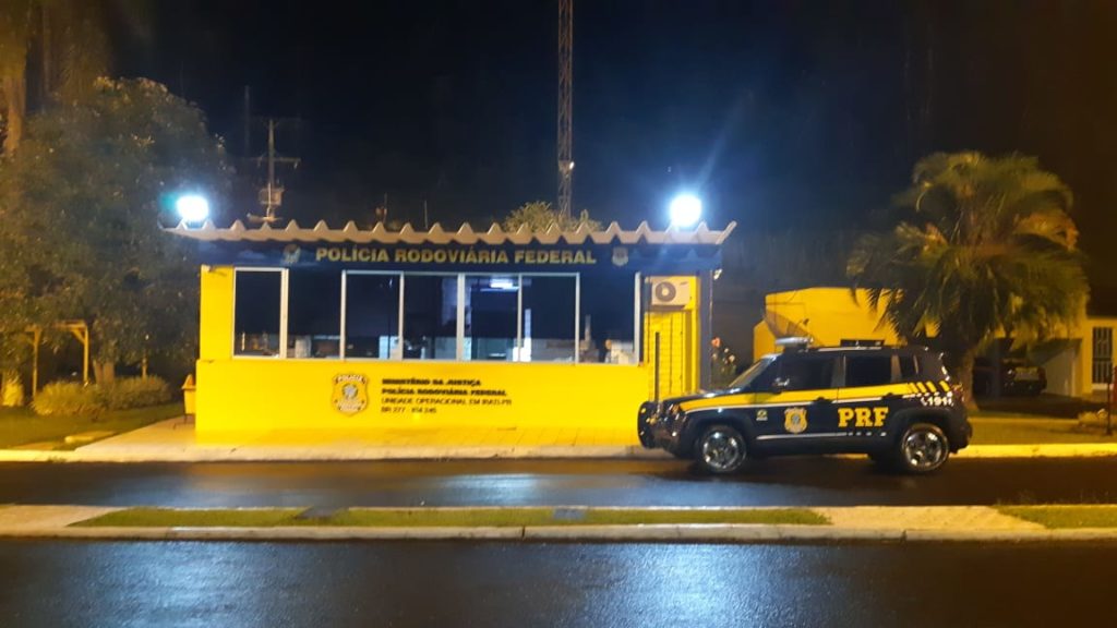 PRF registra acidente em Irati envolvendo uma motorista embriagada