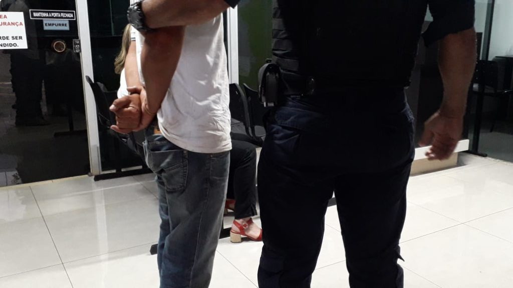 Homem causa tumulto e acaba detido no Terminal Sul