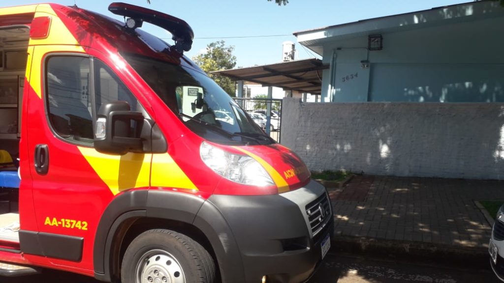 Siate atende criança ferida na Escola Almirante Barroso