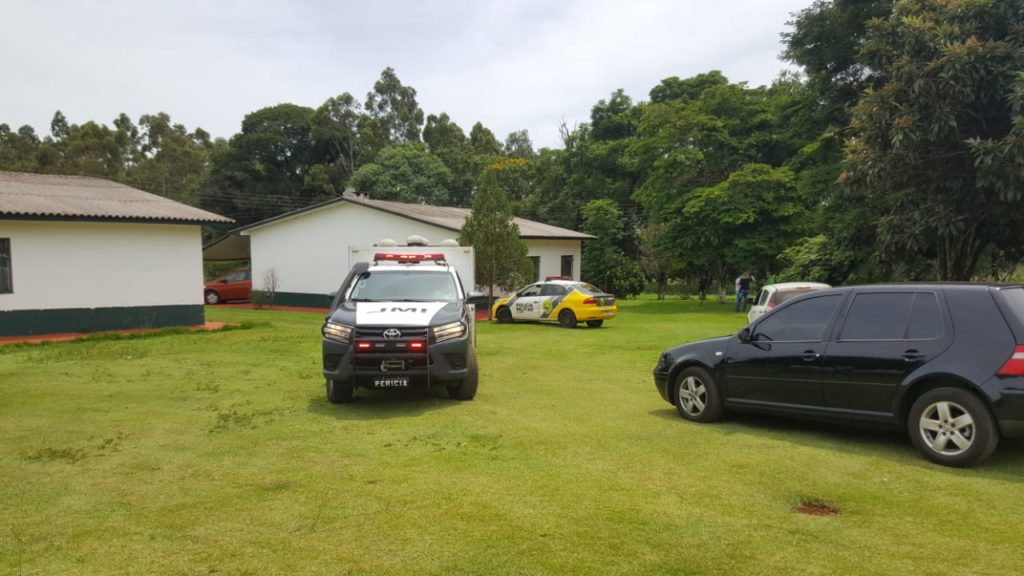 Amigos e familiares se despedem de Andressa Brito de Souza Lima, morta na Vila Cajati