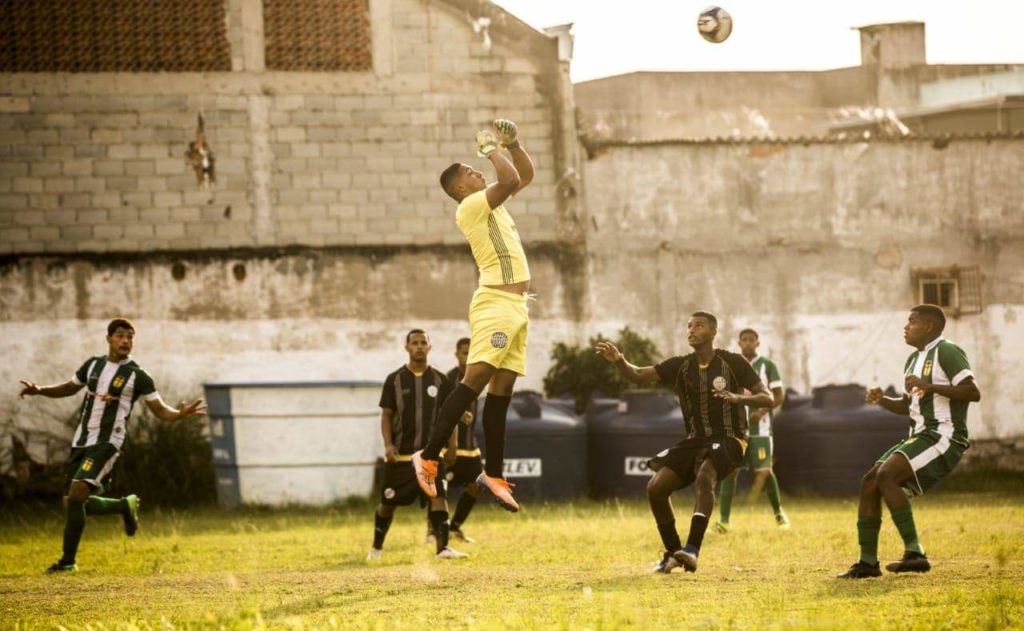 Goleiro cascavelense fecha contrato com clube da Finlândia