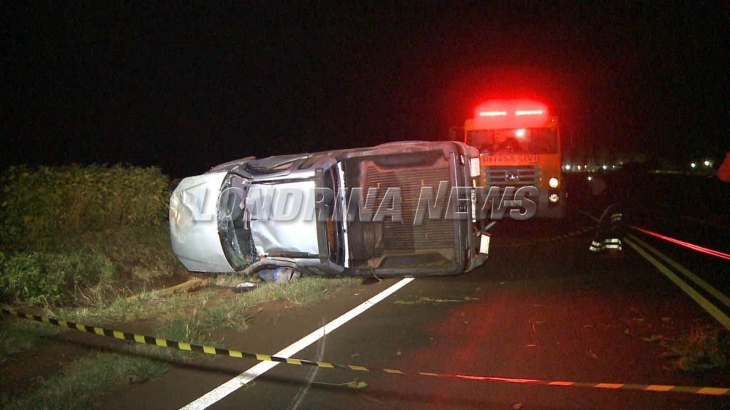 Idoso de 71 anos morre em capotamento de veículo para PR-090