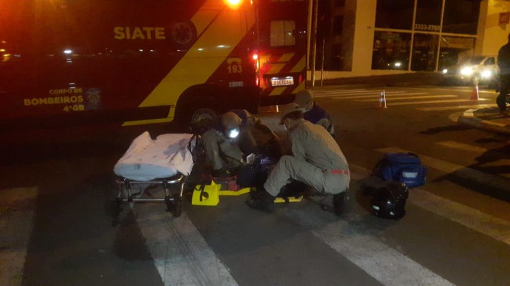 Homem fica ferido em acidente de trânsito na Rua Paraná