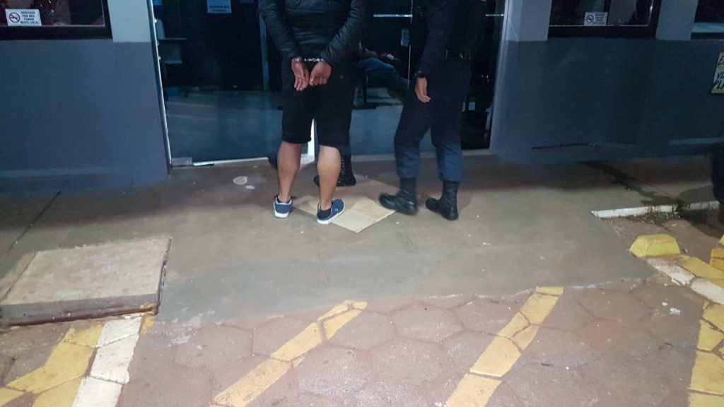 Jovem é detido ao fugir de abordagem da Guarda Municipal