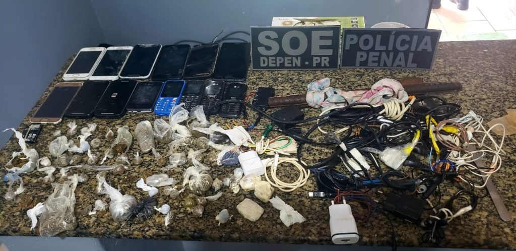 Policiais penais apreendem celulares e drogas durante geral na Cadeia Pública de Marechal Cândido Rondon Policiais penais apreendem celulares e drogas durante geral na Cadeia Pública de Marechal Cândido Rondon