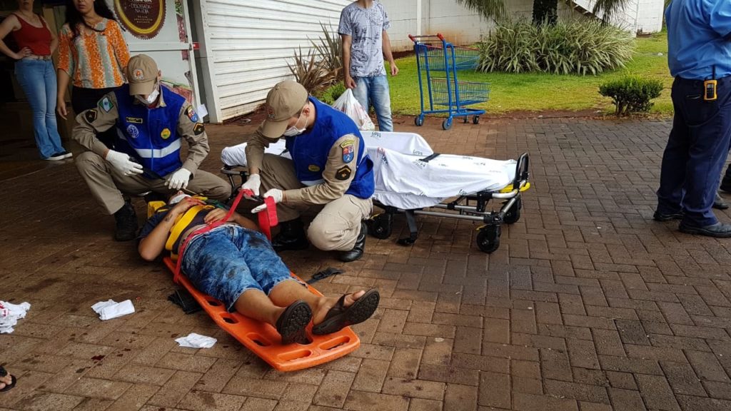 Duas pessoas ficam feridas em colisão de trânsito na região do Bairro Floresta