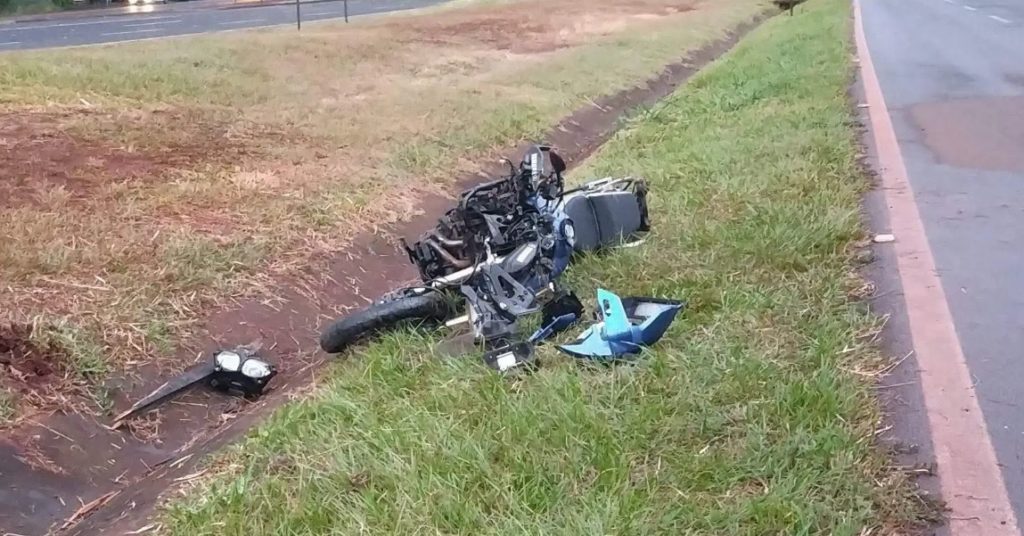 São Miguel do Iguaçu: Motociclista fica ferido em acidente na BR-277