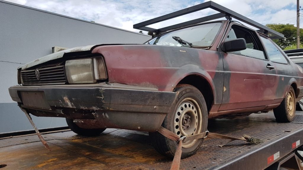 Santana que havia sido furtado é localizado pela Polícia Militar no Bairro Santa Felicidade