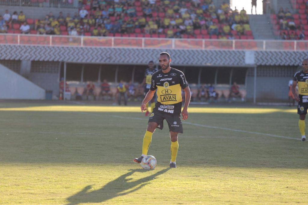 Já classificado, FC Cascavel enfrenta o Cianorte no domingo (1º) e busca retomar a liderança isolada do Estadual