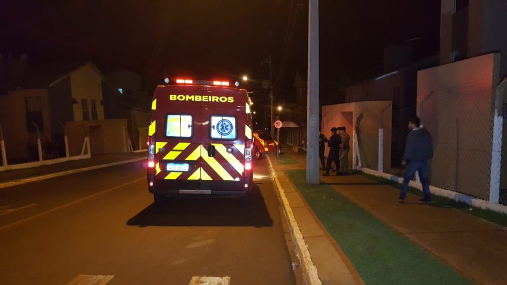 Mulher baleada no Loteamento Gralha Azul segue em estado grave no HUOP