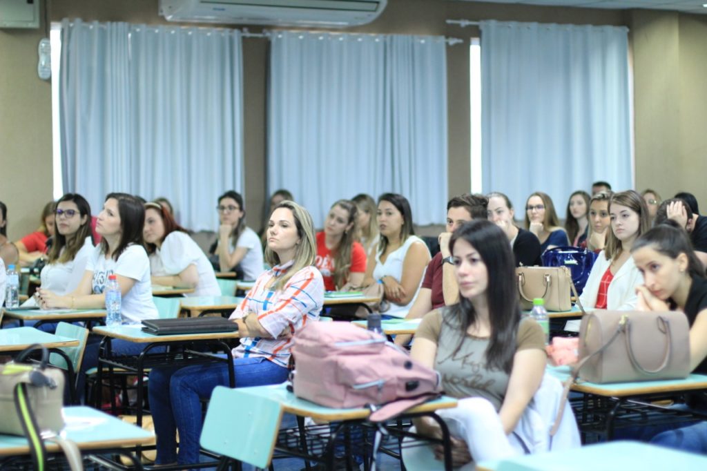 Cerca de 80 novos residentes integram equipes do HUOP