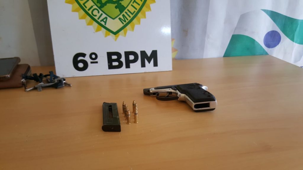 Homem é detido com pistola calibre 22 no Cascavel Velho