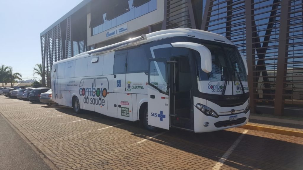Comboio da Saúde será ponto de vacinação para caminhoneiros na BR-277