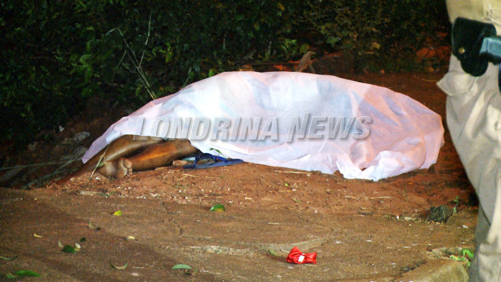 Homem é assassinado com golpe de faca em Bela Vista do Paraíso